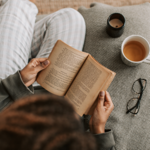 Why Healthy Eating Feels Hard to Stick With (And What Actually Helps)